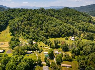 121 & 150 Johns Lane, Zionville, NC 28698