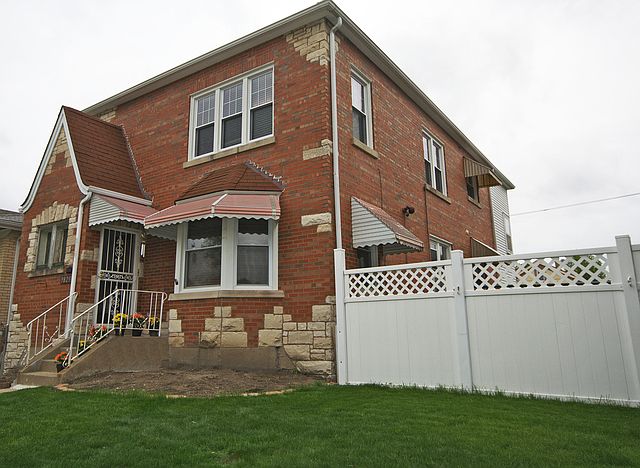 1st image of 3823 N Pontiac Ave