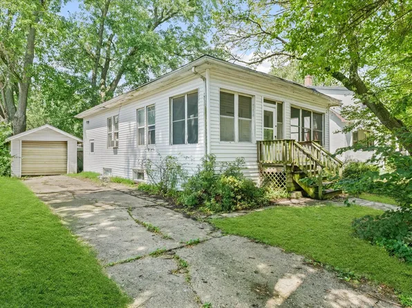 401 S Johnson Ave, Urbana, IL 61801