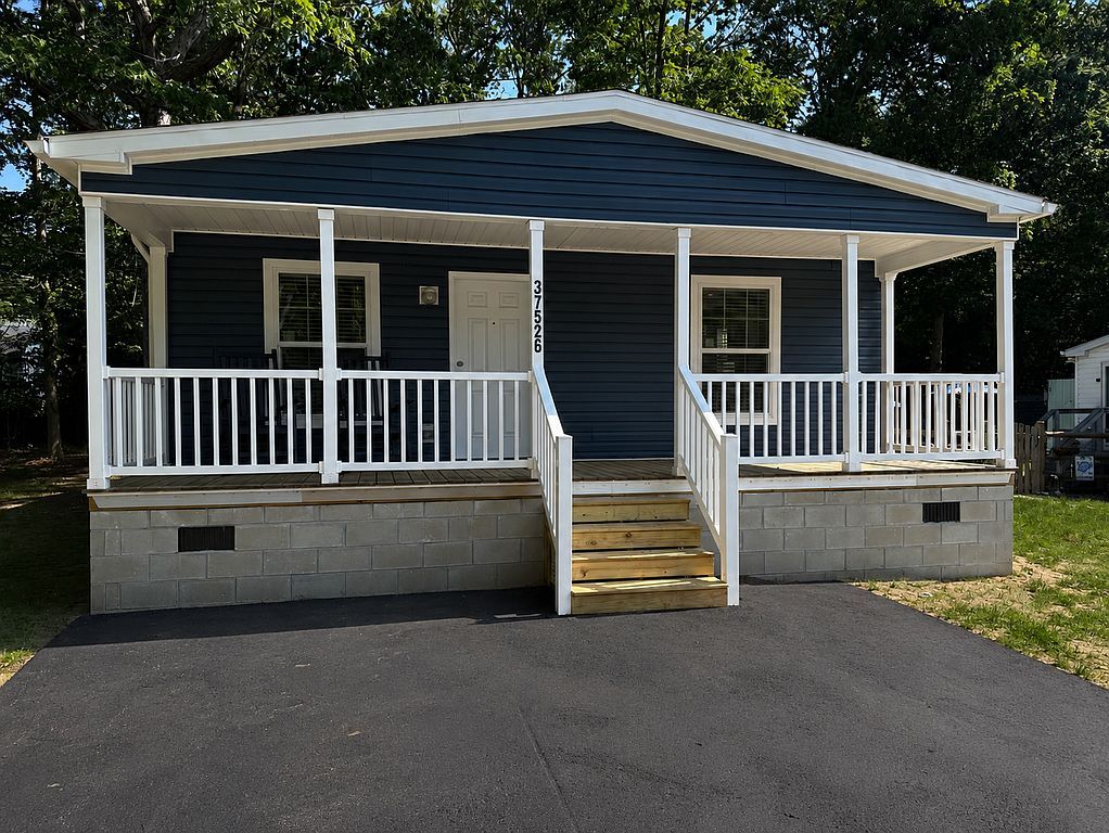 37526 Mahogany St - Property Image