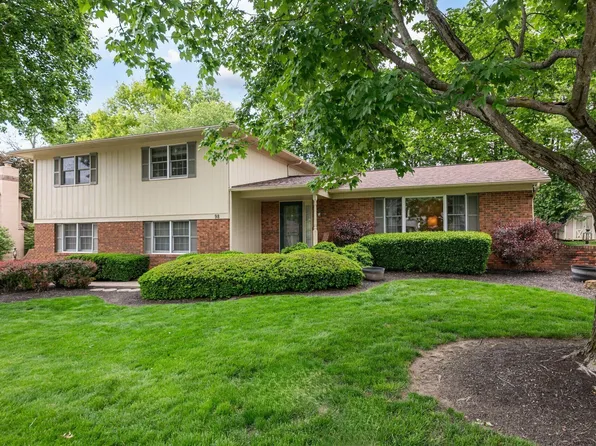98 Walcreek Dr W, Columbus, OH 43230