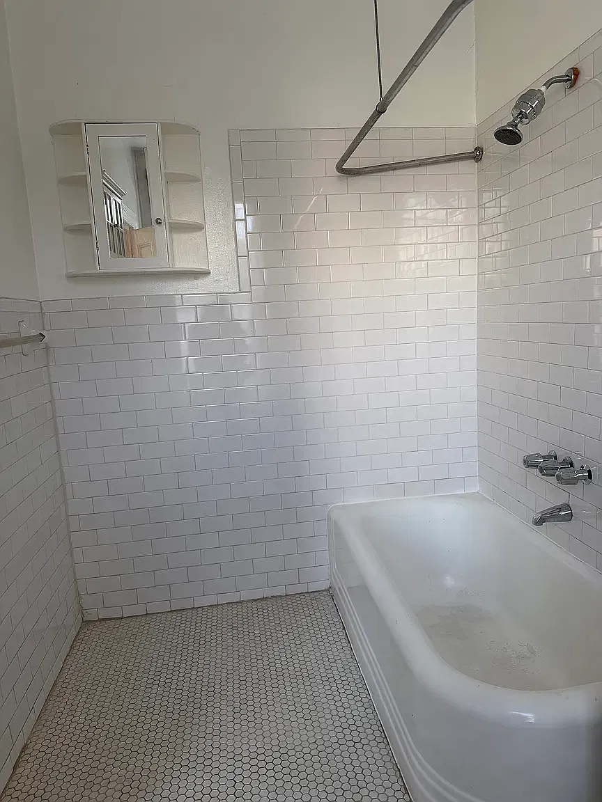 491 Willoughby Avenue — Photo 4
