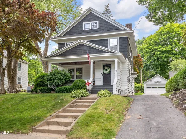 137 East Avenue, Saratoga Springs, NY 12866