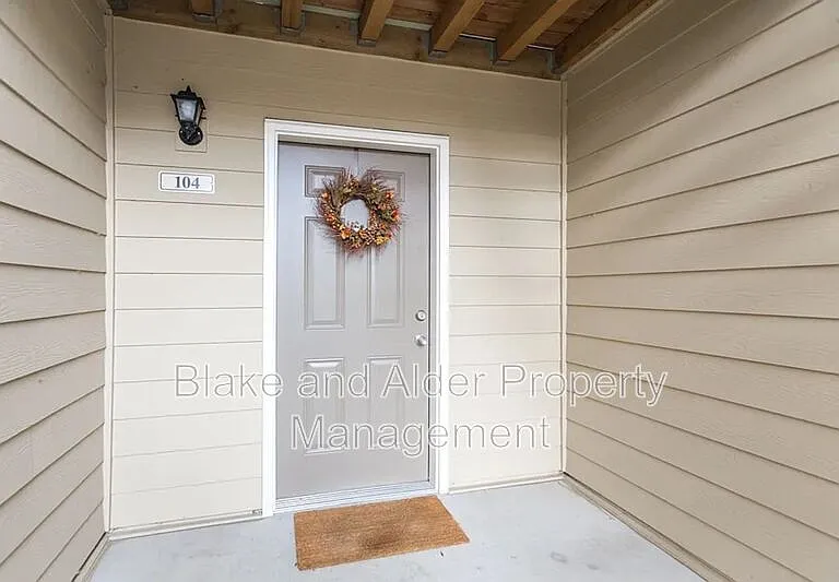 15076 NW Central Dr #104 — Photo 2