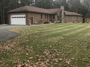 375 Amherst St, Granby, MA 01033