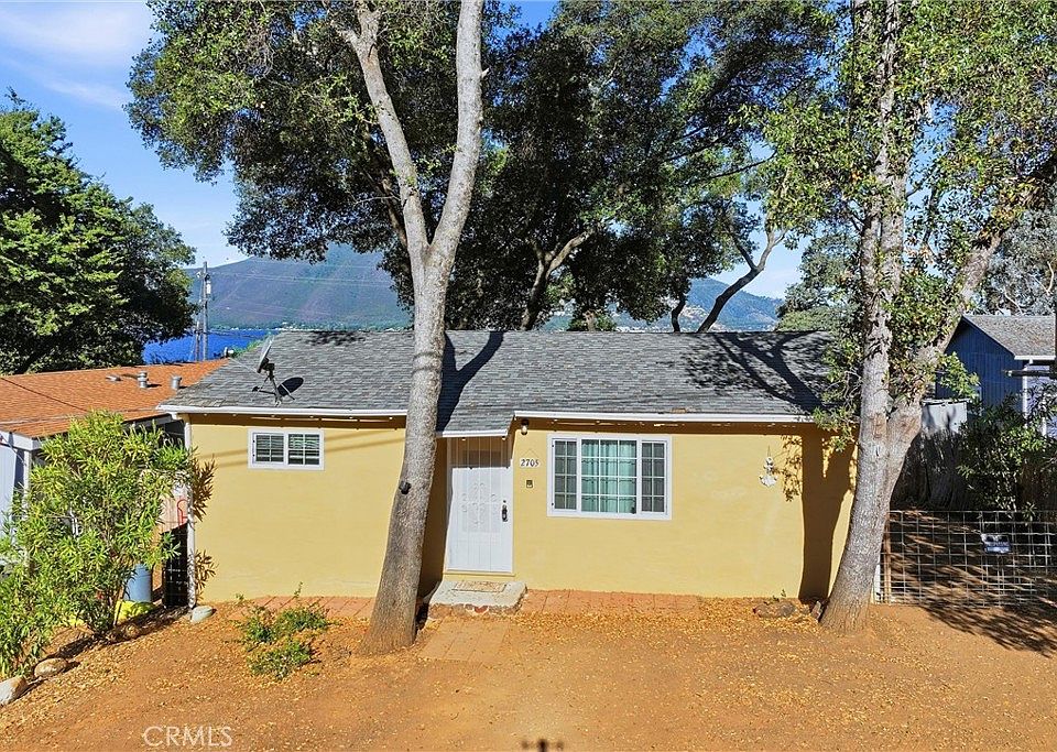 1st image of 2705 Oakhurst Ave