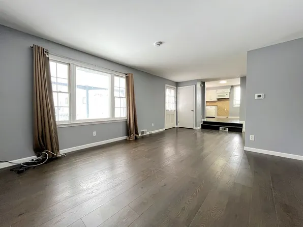 138 1/2 Adam St, Tonawanda, NY 14150