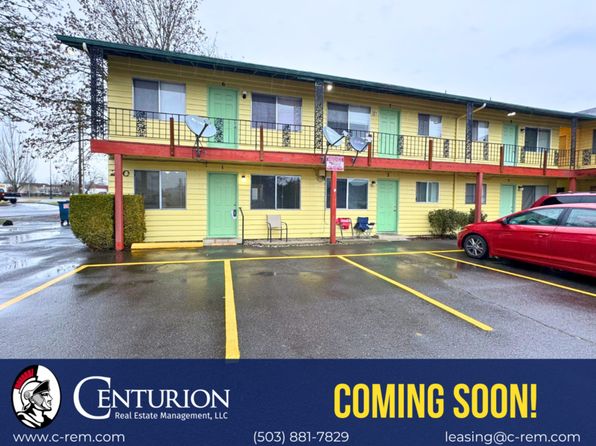 280 SE Orchard Ave APT 8
