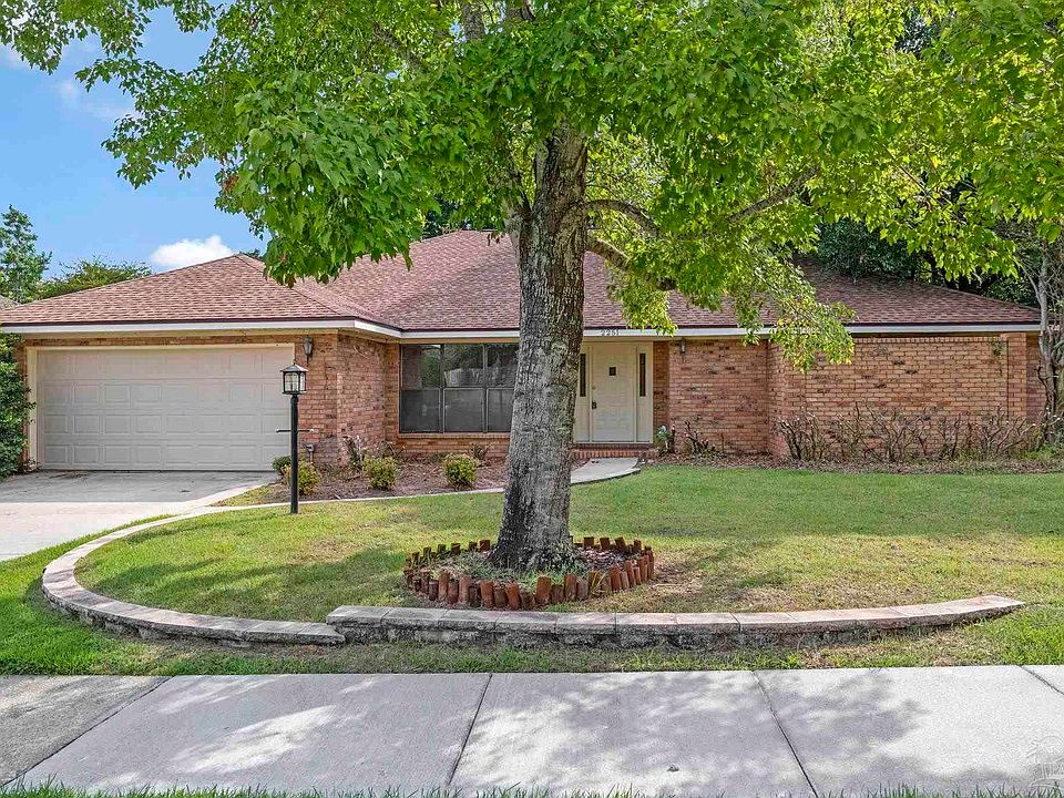 1st image of 2251 Oxford Dr