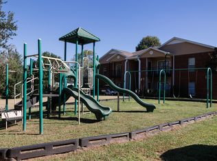21325 Annandale Dr #7-74, Robertsdale, AL 36567