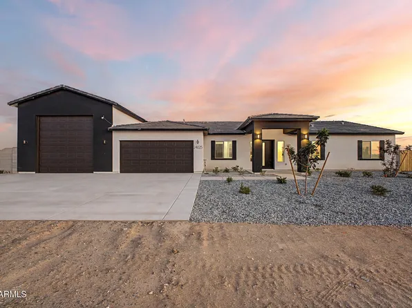 24025 W BEACON Lane, Wittmann, AZ 85361