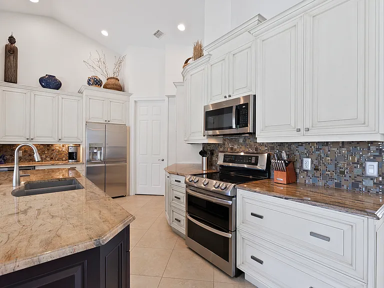 8949 Lely Island Cir — Photo 11