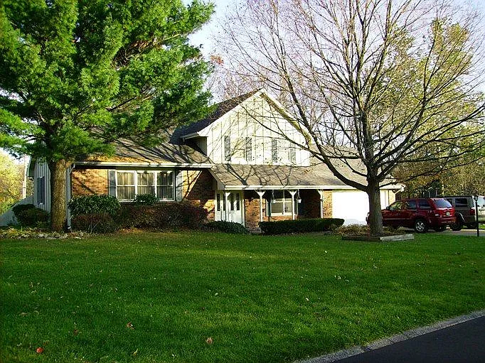 52290 Avanelle St photo 1