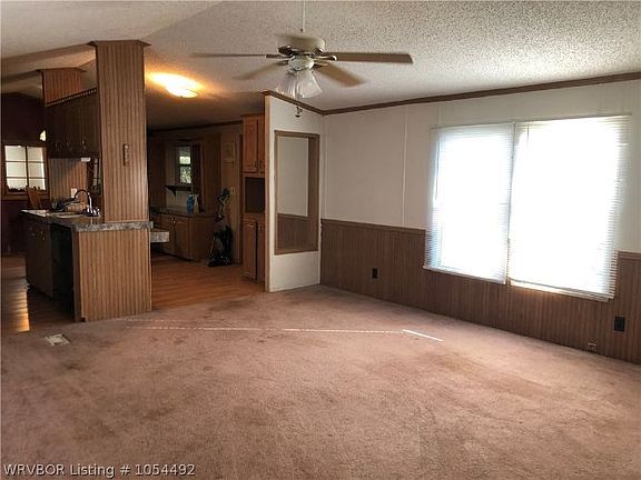 3rd image of 2763 Park Ave