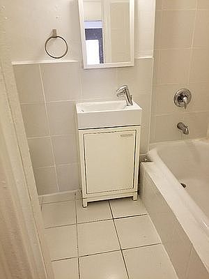 5th image of 1378 3rd Ave #B1