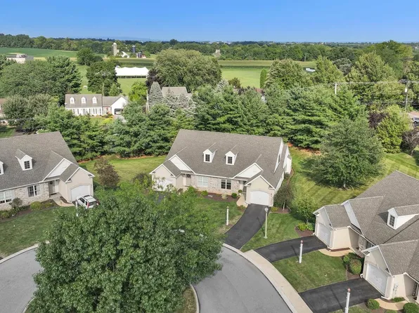 8 Oldham Ct, Lancaster, PA 17602