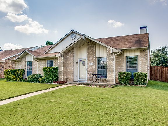2nd image of 3025 Newcastle Ct