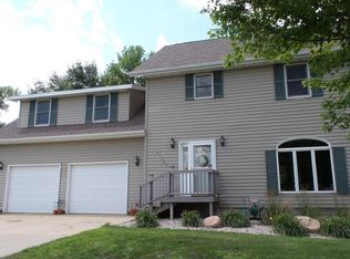 47080 Oakbrook Loop, Brookings, SD 57006