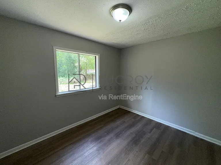 3341 Suncrest Dr — Photo 12