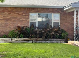 1907 W Runyan Ave, Artesia, NM 88210