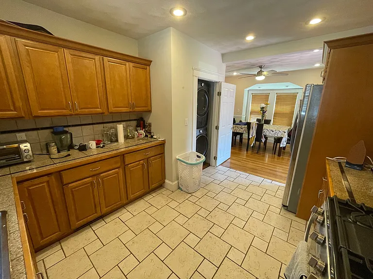 76 Westwood Rd #2 — Photo 9