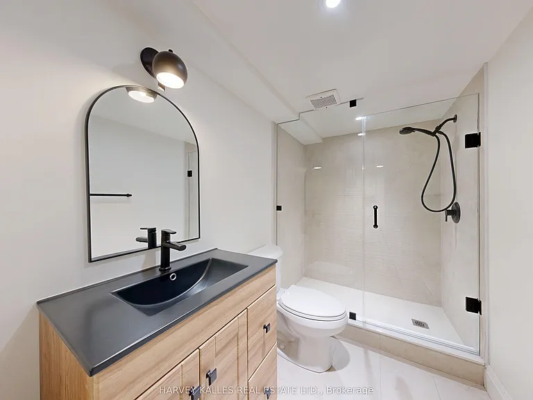 1216 Avenue Rd #3 — Photo 18