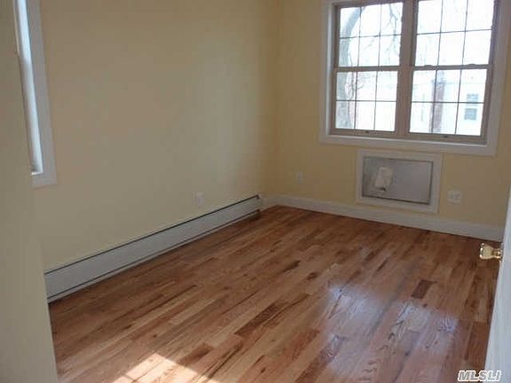5th image of 1726 E 93rd St
