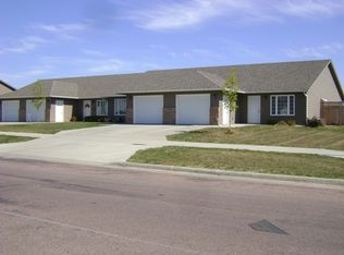 308 Harvest Trl, Harrisburg, SD 57032