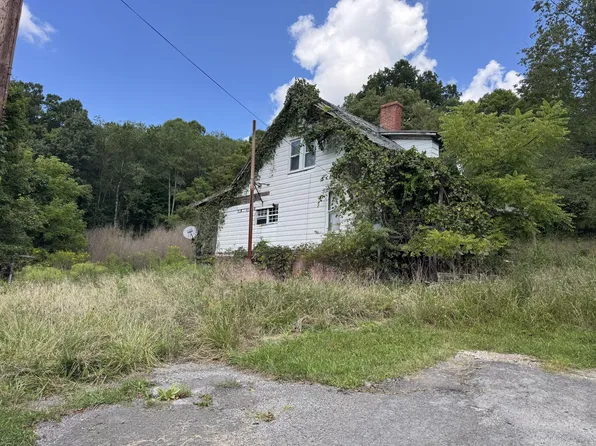 90 View Avenue Ext, Rivesville, WV 26588