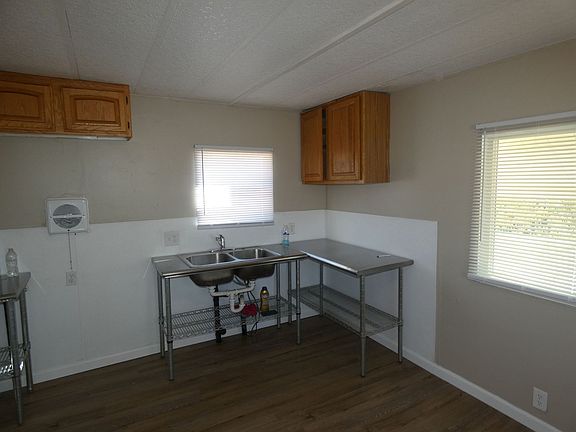 3rd image of 2858 W Carnauba St