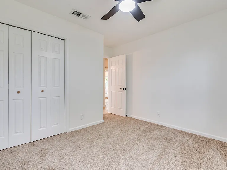 9606 Dallum Dr — Photo 11