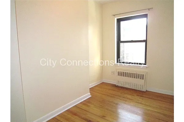 Rented by City Connections Realty | media 72