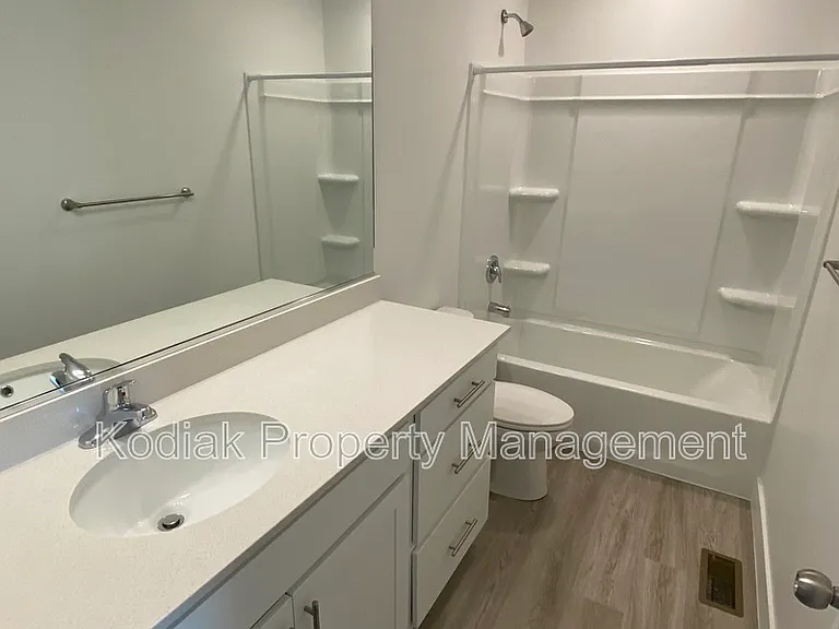 1158 N 1880 W — Photo 18