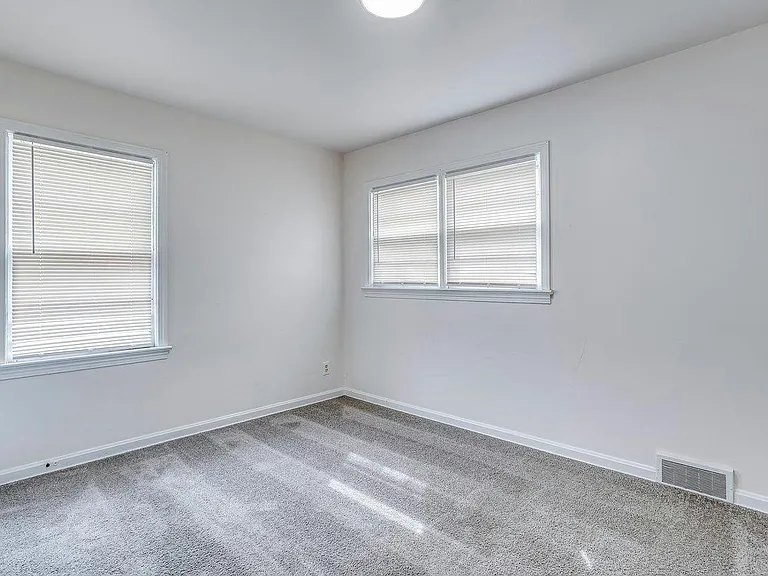6142 E Harry St — Photo 10