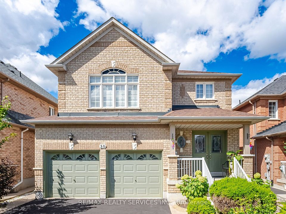 1st image of 30 Maple Beach Cres