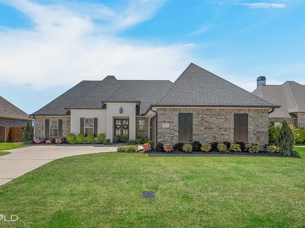 1112 Calle Lago Ct, Bossier City, LA 71111