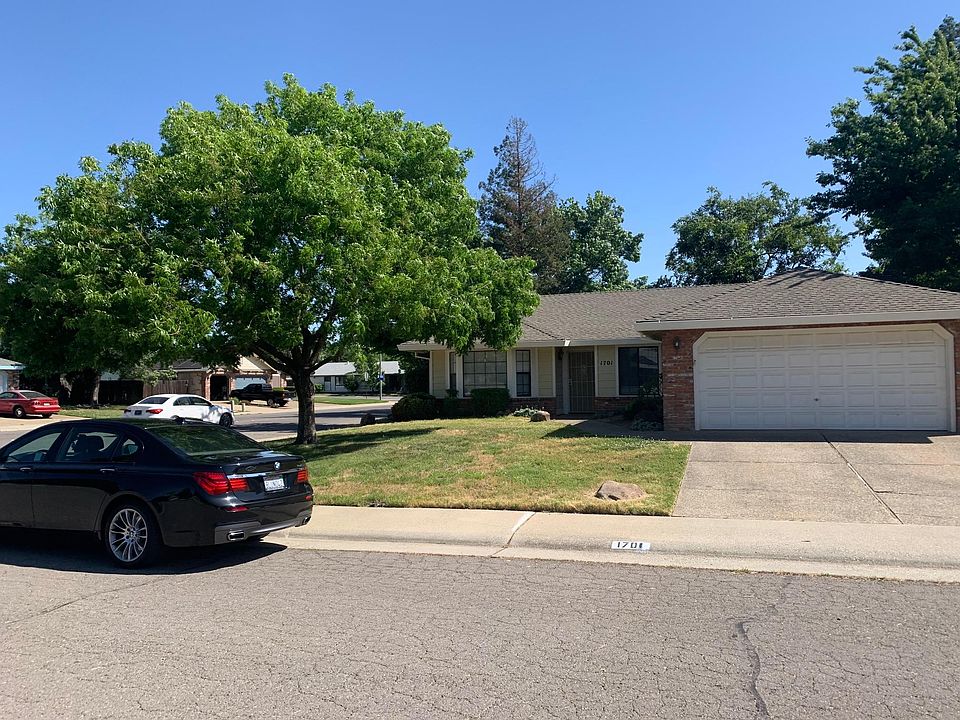 1st image of 1701 Meadow Ln