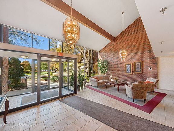 2nd image of 3030 Pheasant Creek Dr APT 306
