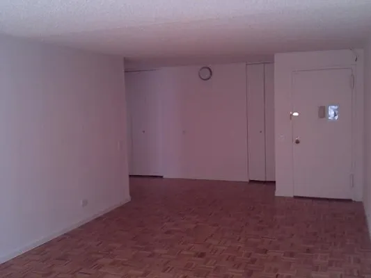 Rented by Realty Operations Group | media 4