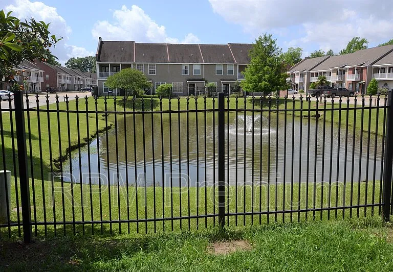 2117 Cypress Hall Aly — Photo 3