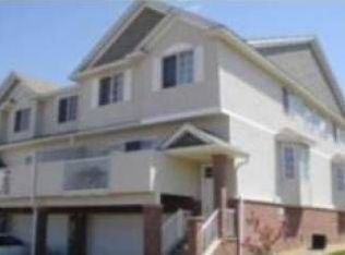 6976 S Park Dr, Savage, MN 55378