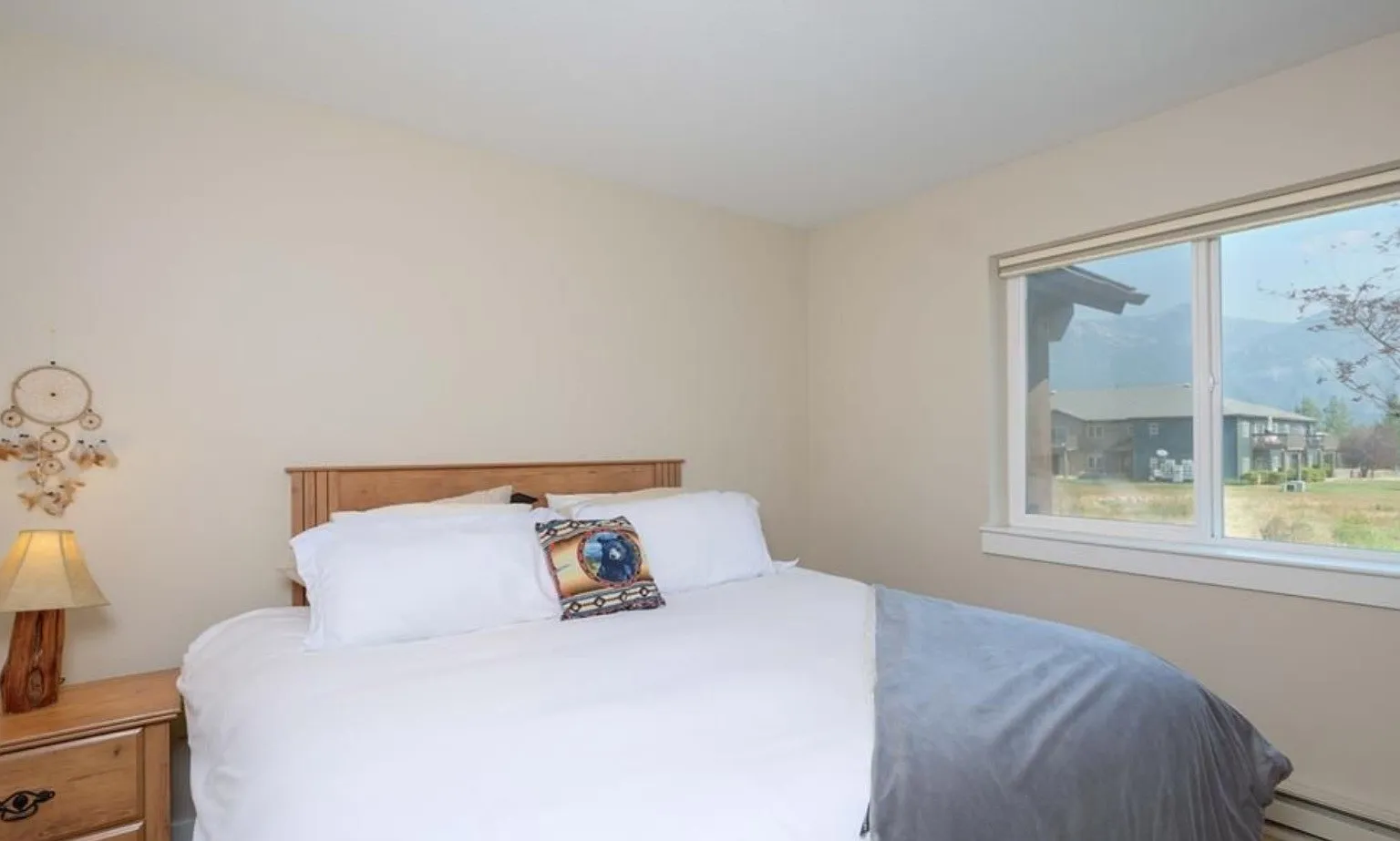 2 bed, 1092 sqft, $4,200 — Photo 4