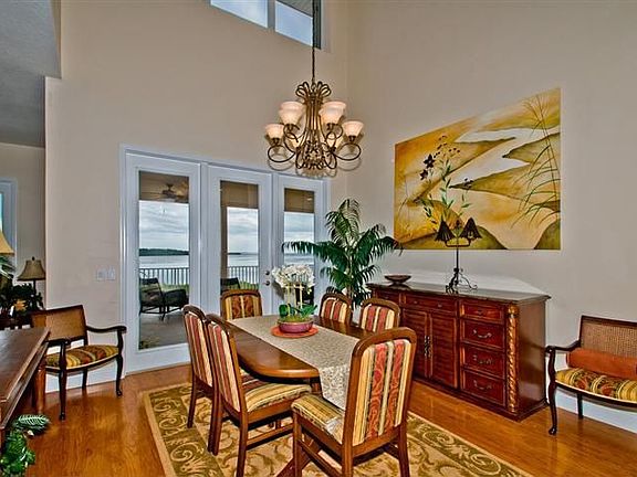 4th image of 1653 Sea Breeze Dr