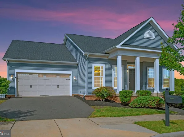 2936 Revere St, Bealeton, VA 22712