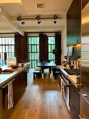 Rented by (Legacy) SLC Realty | media 14