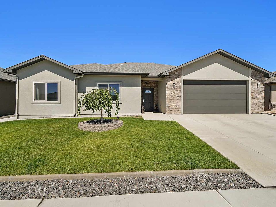 1st image of 2984 Bighorn Ave