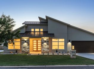 318 Apache Tears Rd, Horseshoe Bay, TX 78657