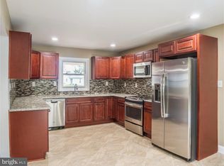 28 Gimble Ln, Willingboro, NJ 08046