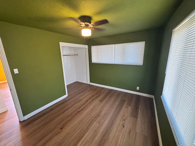 2720 Salt Lake St — Photo 11