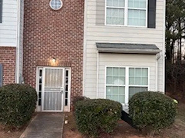 321 Brookview Dr, Riverdale, GA 30274